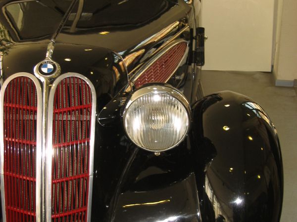 BMW 321