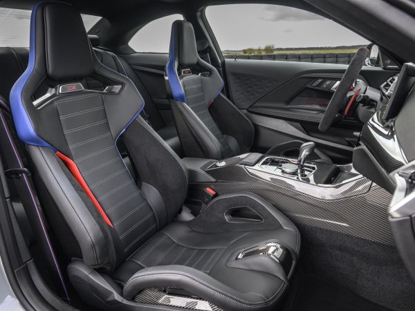 BMW M2 CS