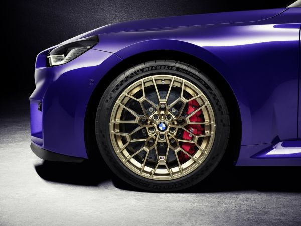 BMW M2 CS