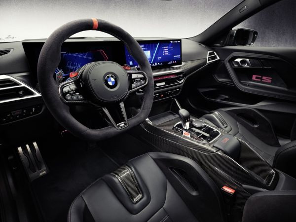 BMW M2 CS