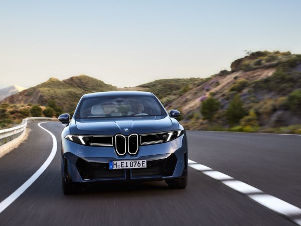 BMW iX3 50 xDrive