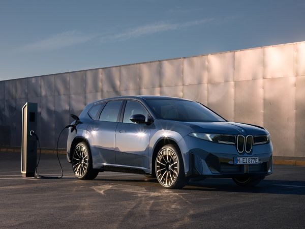 BMW iX3 50 xDrive