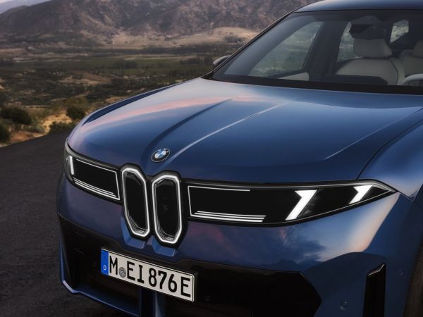 BMW iX3 50 xDrive
