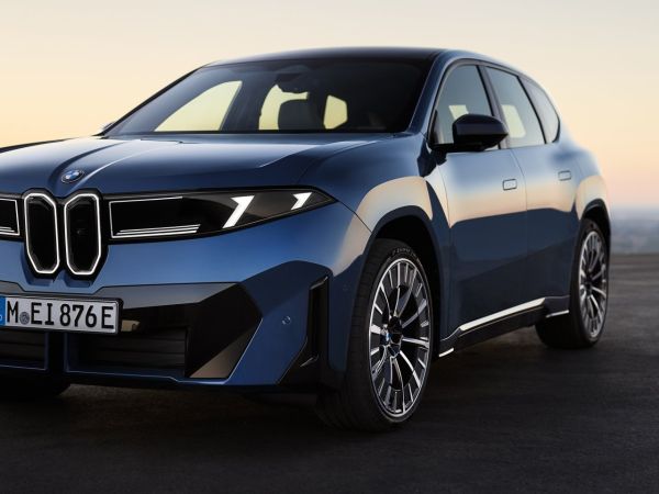 BMW iX3 50 xDrive
