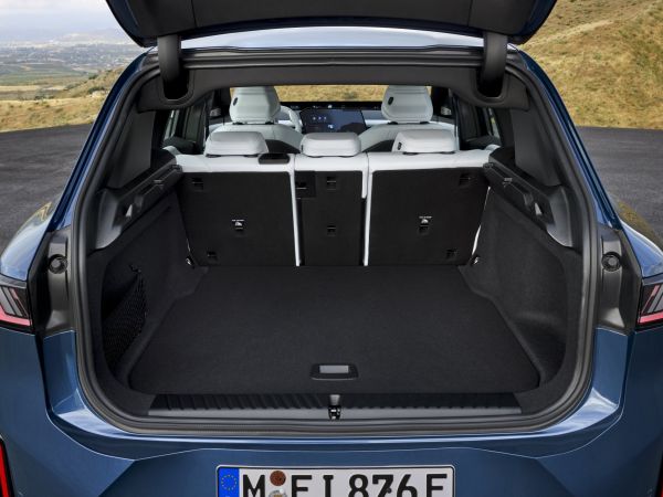 BMW iX3 50 xDrive