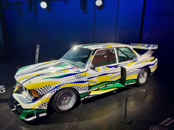 3. Roy Lichtenstein / BMW 320i Turbo / 1977