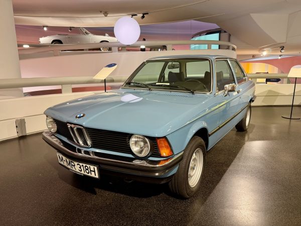 BMW 318