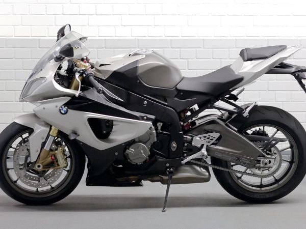 Produktion der BMW S 1000 RR im BMW Motorrad Werk Berlin