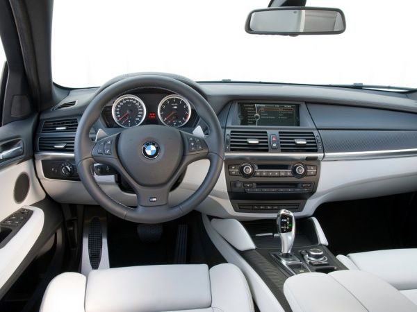 BMW X6 M Armaturenbrett