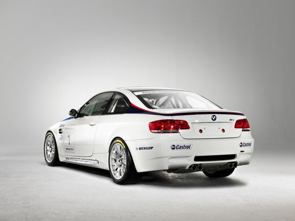 BMW M3 GT4