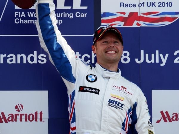 Andy Priaulx - BMW Team RBM - BMW 320si