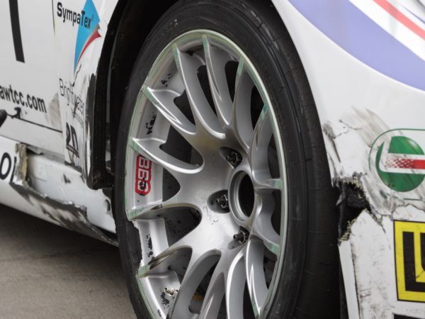 Andy Priaulx - Vorbereitung 2. Rennen