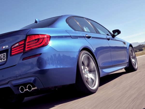 BMW M5 Limousine