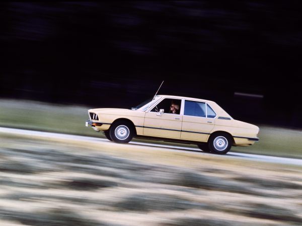 BMW 525
