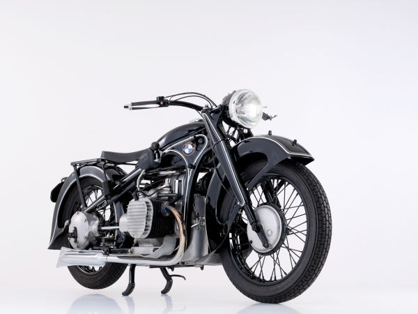 BMW R 12