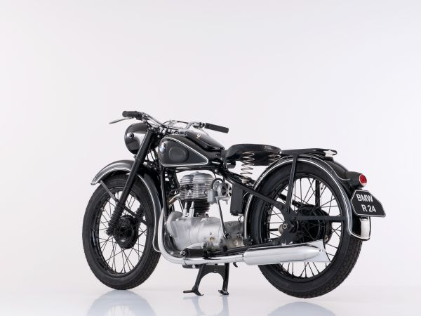 BMW R 24