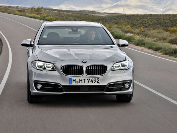 BMW 535i Luxury Line - Limousine