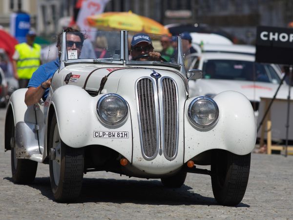 BMW 328