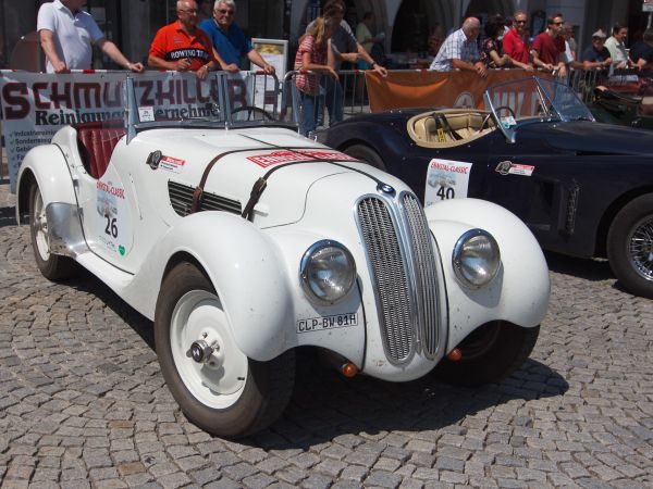 BMW 328