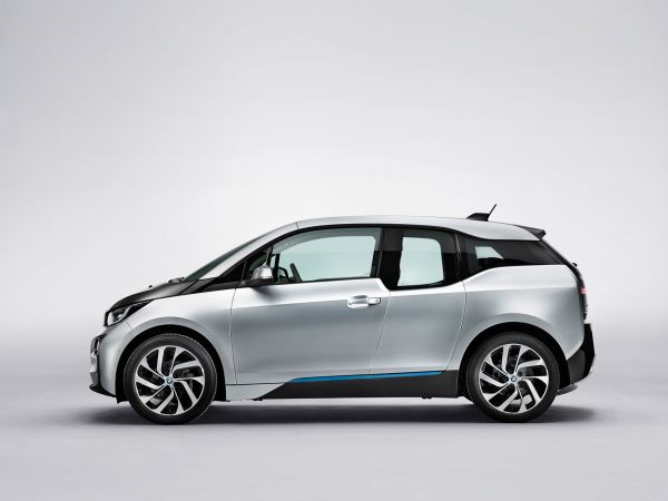 BMW i3 - Ionic Silver mit Akzent BMW i Blau