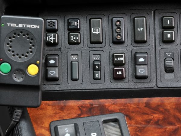 BMW 750iL High Security (1986-1994)