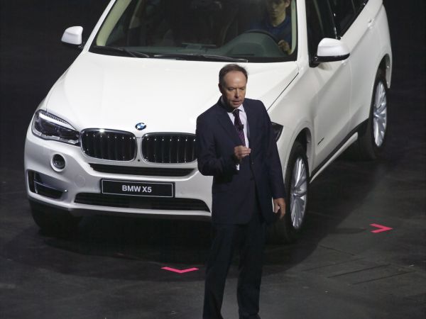 BMW Pressekonferenz - Ian Robertson und BMW X5