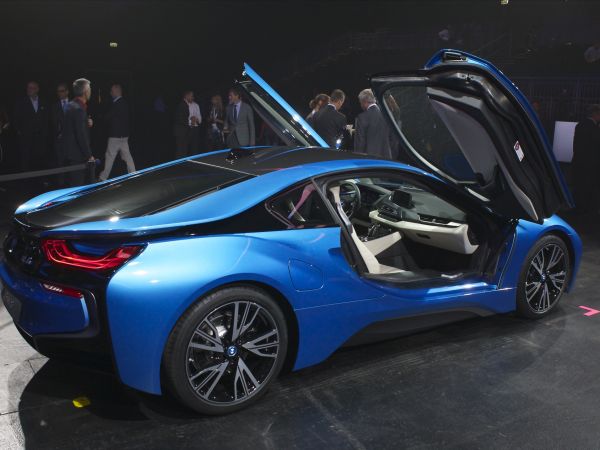 BMW i8