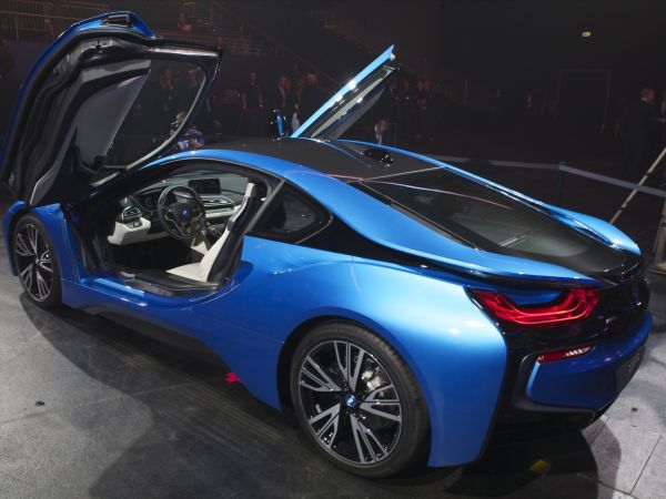 BMW i8