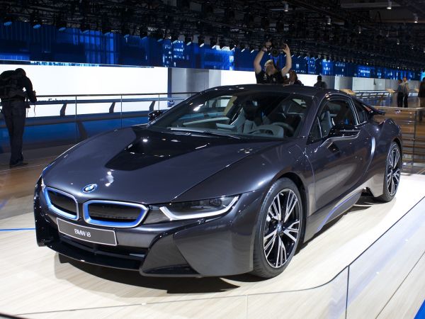 BMW i8