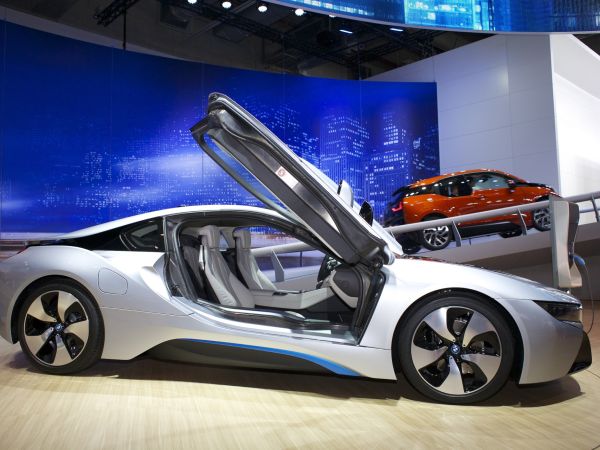 BMW i8