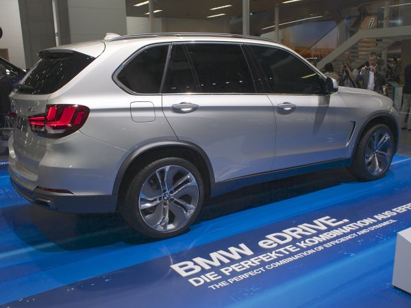 BMW Concept X5 eDrive