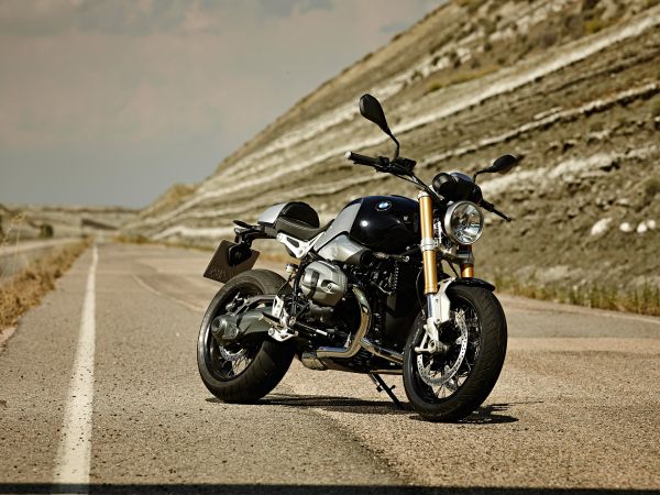 BMW R nineT