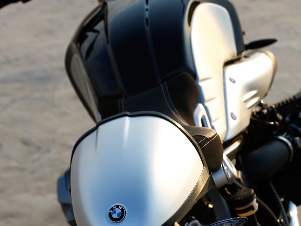 BMW R nineT