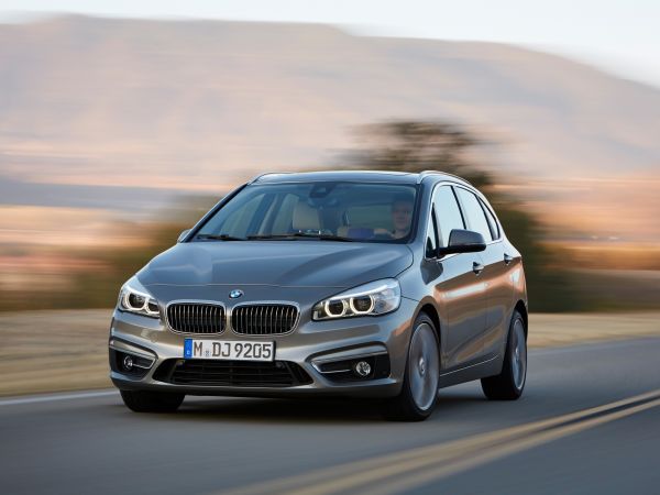 BMW 225i Active Tourer - Luxury Line