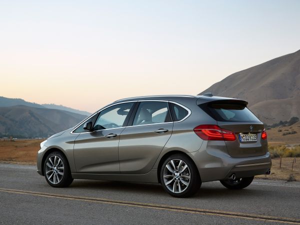 BMW 225i Active Tourer - Luxury Line