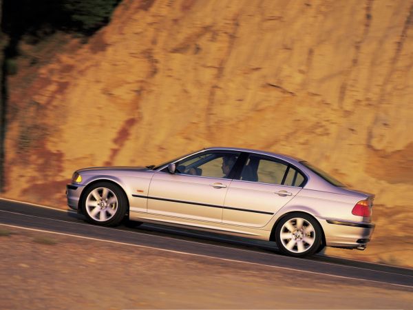 BMW 328i Limousine