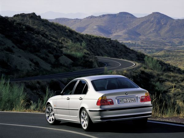 BMW 328i Limousine