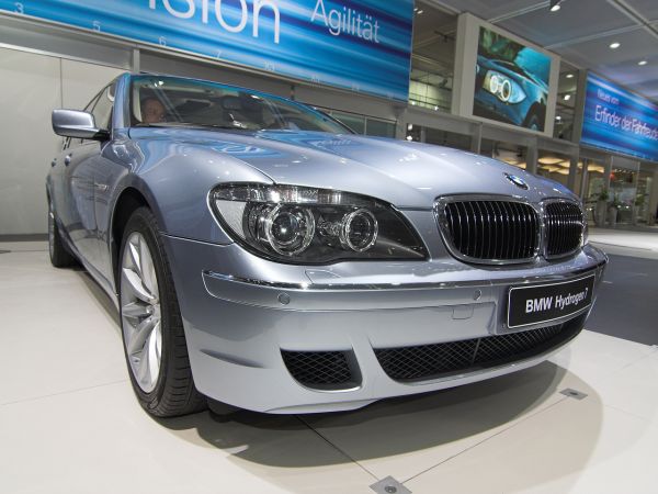 BMW Hydrogen 7