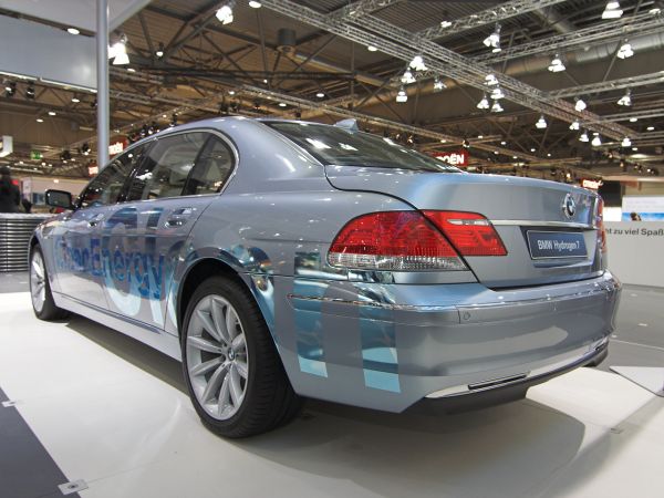 BMW Hydrogen 7