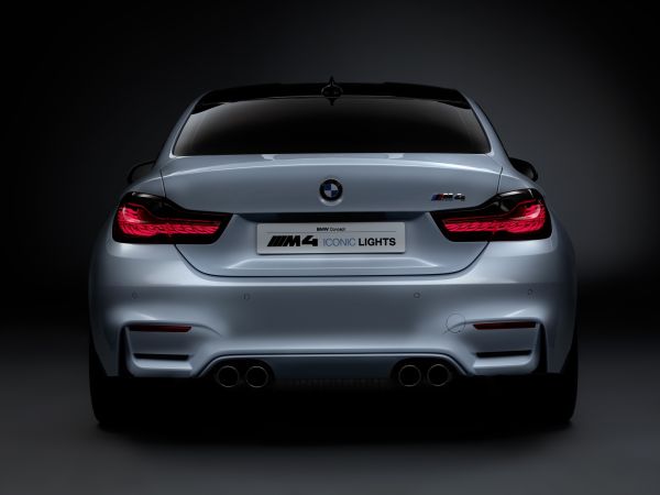 BMW M4 Concept Iconic Lights