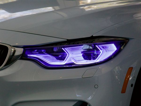 BMW M4 Concept Iconic Lights - BMW Lenbachplatz