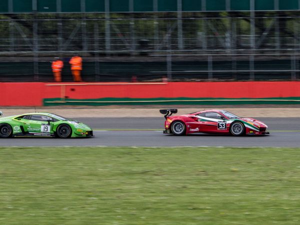 Ferrari 488 GT3