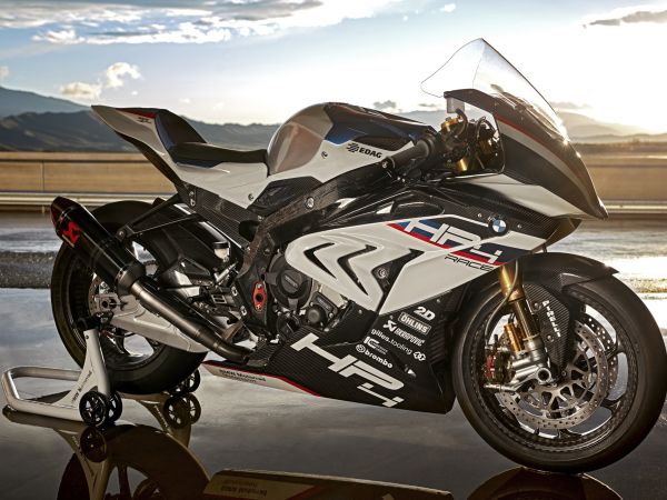 BMW HP4 RACE