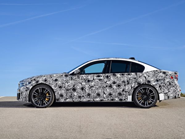 BMW M5 mit M xDrive