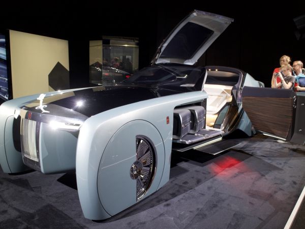 Rolls-Royce VISION NEXT 100