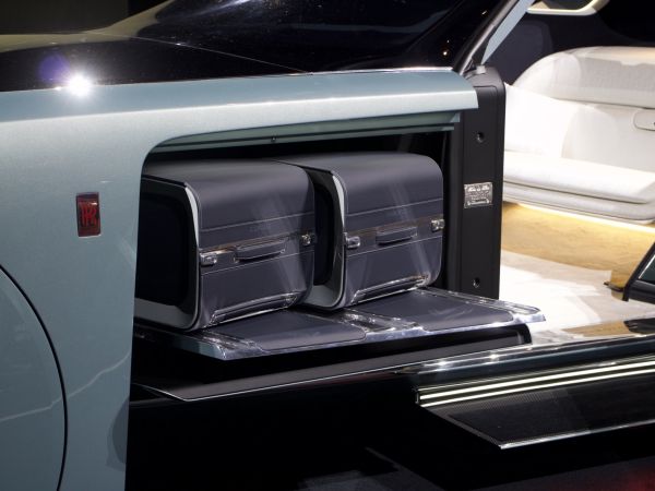 Rolls-Royce VISION NEXT 100