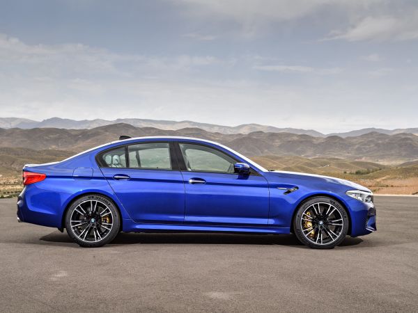 BMW M5 Limousine
