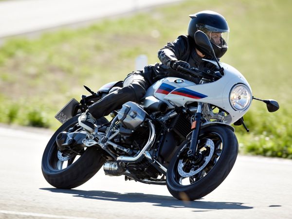 BMW R nineT Racer