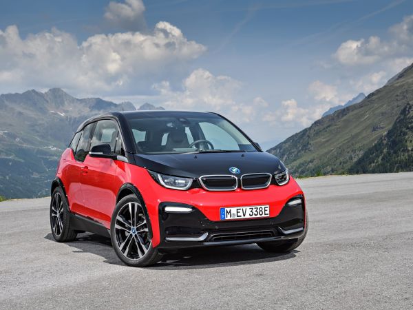 BMW i3s