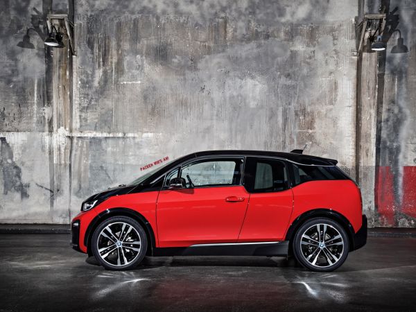 BMW i3s